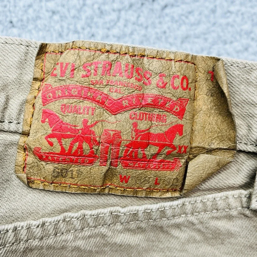 Levi's 501 Button Fly Jeans Mens‎ 38x31 Beige Straight Leg Classic Normcore